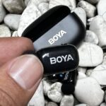 Review Boya Mini: Mikrofon Wireless Seringan Bulu dan Terkecil di Dunia