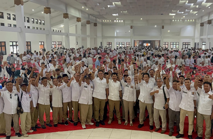 Ribuan Pendukung Luthfi-Yasin Kumpul di Sragen, Sudaryono: Bersiaplah Jadi Pemenang