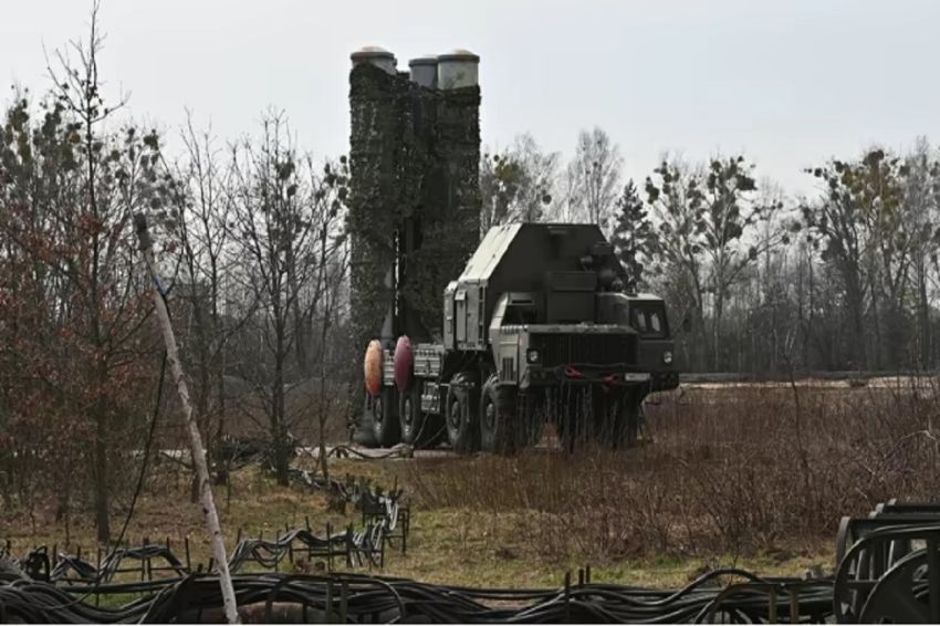 Ukraina Serang Resimen Rudal Rusia di Kursk, Klaim Hancurkan Radar S-400