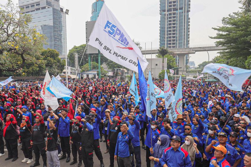 Upah Minimum 2025 Pasti Naik, Kemnaker Minta Para Gubernur Menunggu Regulasi Terbaru