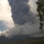 Waspada! PVMBG Ingatkan Potensi Banjir Lahar Pascaerupsi Gunung Lewotobi Laki-Laki