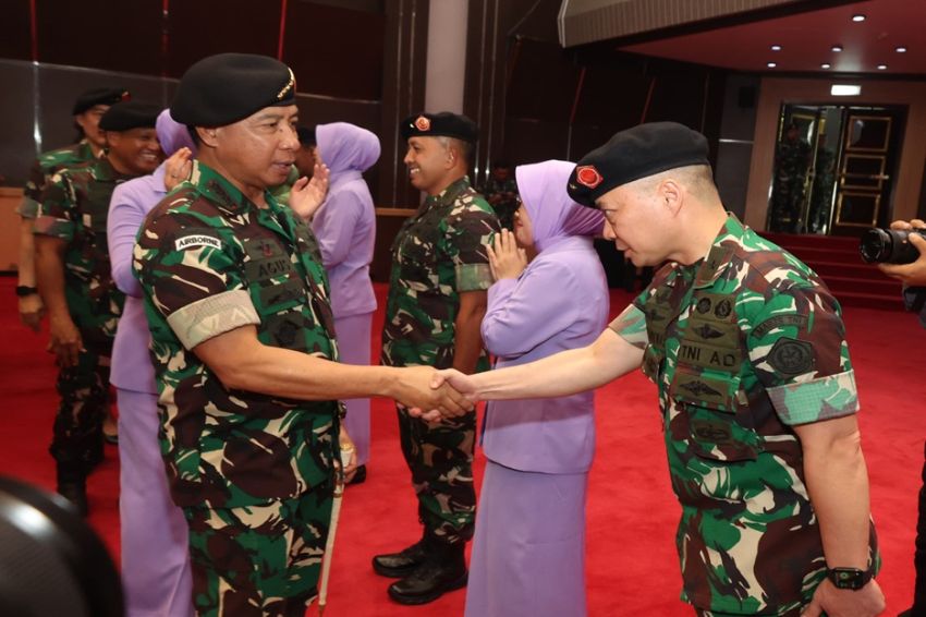 54 Perwira Tinggi TNI AD Sandang Pangkat Baru di Awal 2025, Ini Daftar Namanya