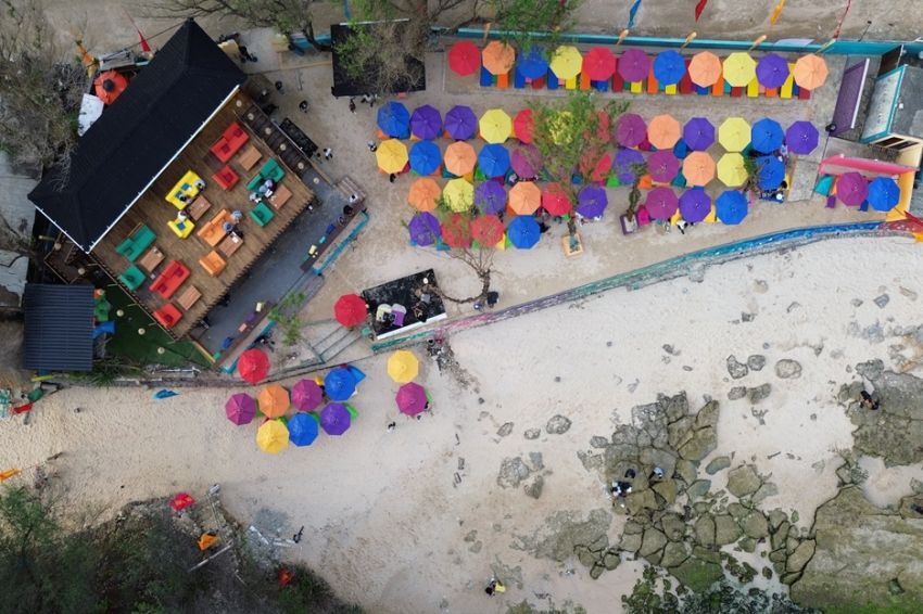 Bukan di Meksiko! Ini di Pantai Slili Gunungkidul, De Flava Resto & Bar yang Kids Friendly