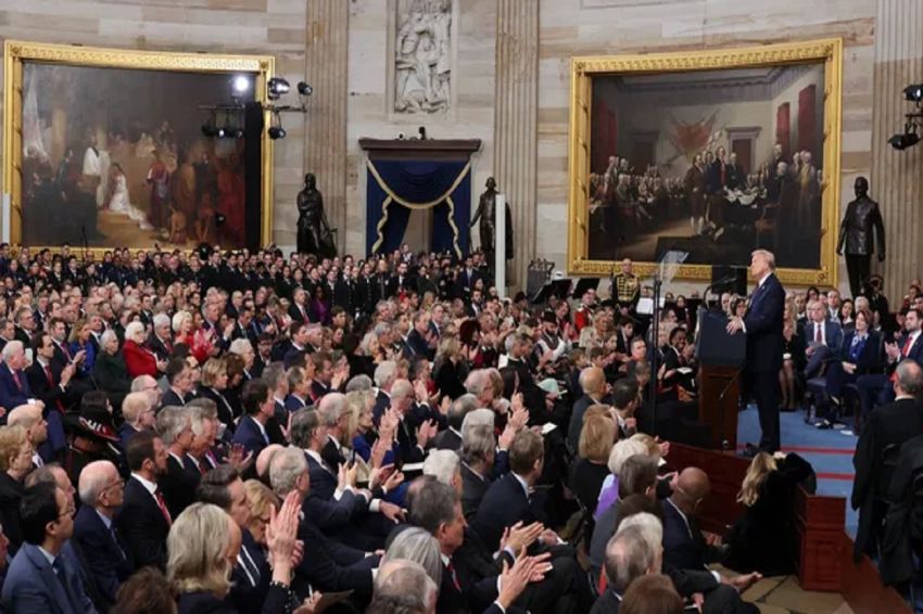 Donald Trump Dilantik Jadi Presiden Ke-47 AS, Janji Kirim Astronaut Amerika ke Mars