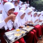 Edaran Kemenag tentang Makan Bergizi Gratis, Ini Jadwal Pembagian Makanannya di Pesantren