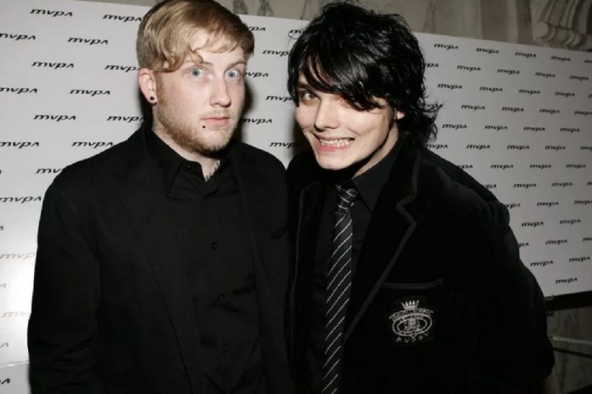 Eks Drummer My Chemical Romance Ditemukan Tewas di Rumahnya