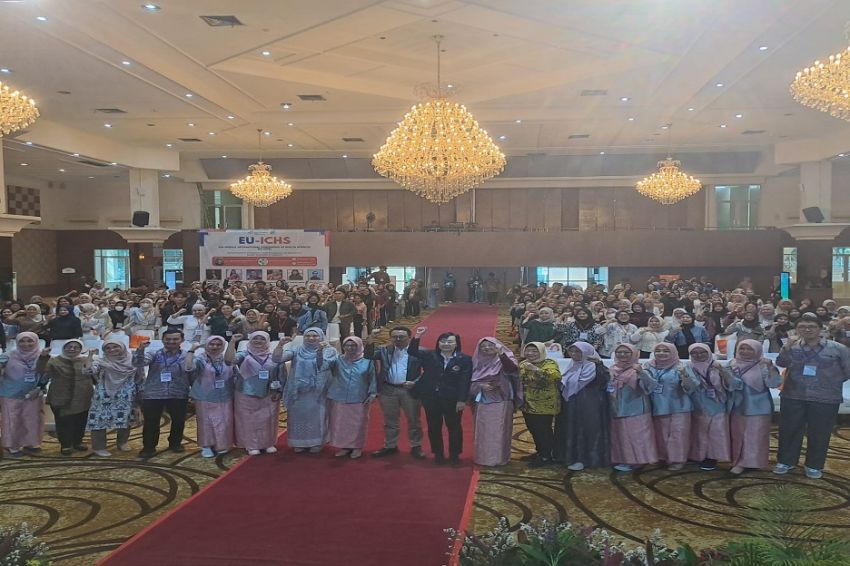 Esa Unggul Gelar Konferensi Internasional Ilmu Kesehatan, Tunjukkan 65 Hasil Penelitian