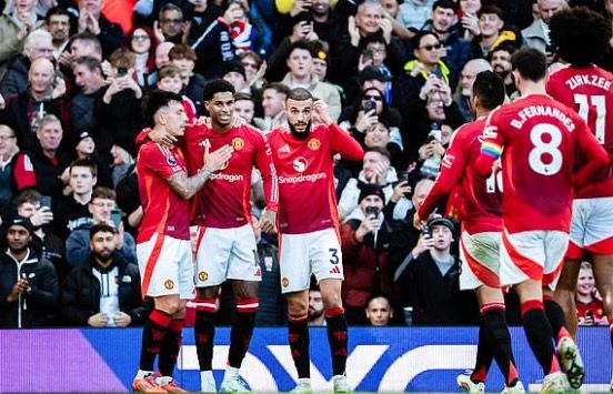 Hasil Liga Inggris: Manchester United Cukur Everton 4-0 di Old Trafford