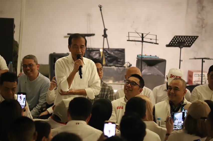 Jokowi Endorse Ridwan Kamil di Pilkada Jakarta: Kurang Apa Lagi?