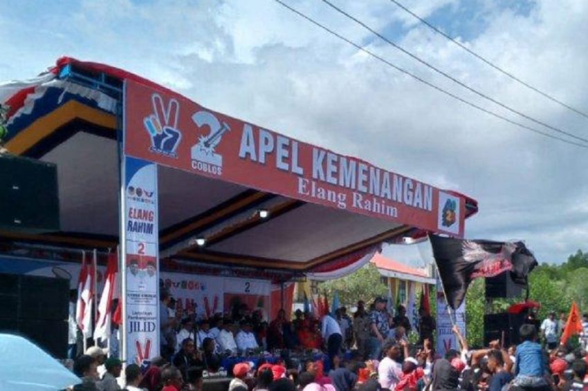 Lanjutkan Pembangunan di Halteng, Apel Kemenangan Elang-Rahim Pikat Ribuan Warga