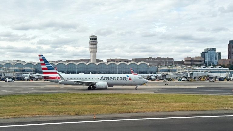 Laporan FAA Soal Pemicu Tabrakan Pesawat American Airlines