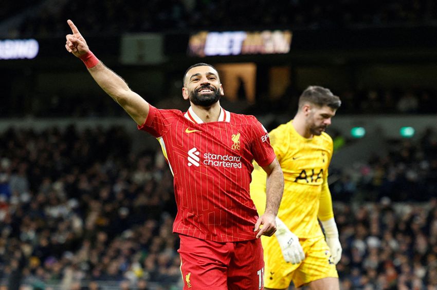 Mo Salah Cetak Gol Ke-100, Jadi Raja Baru di Anfield!