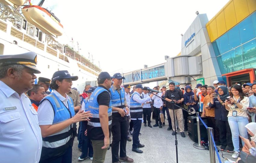 Pastikan Kelancaran Arus Nataru, Menko AHY Tinjau Langsung Terminal Penumpang Pelindo