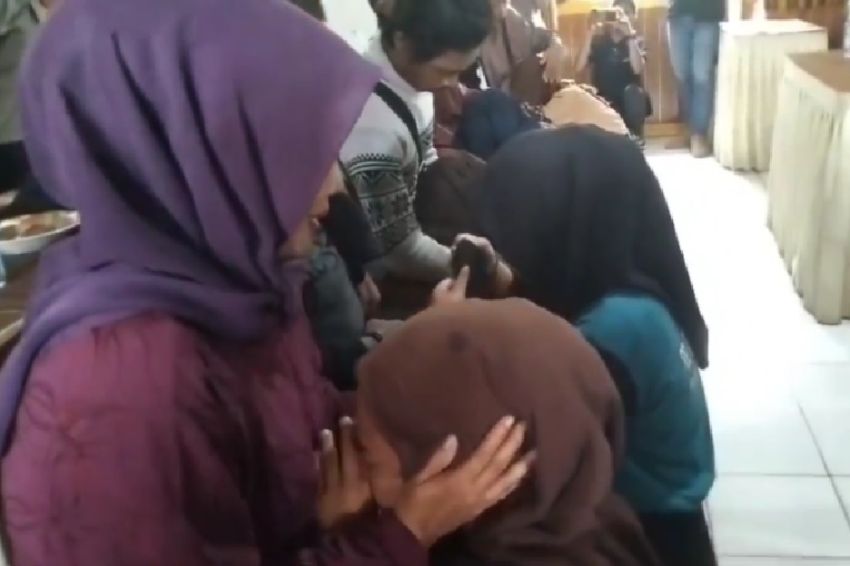 Tawurannya Viral di Medsos, Enam Siswi SMP di Karawang Dikeluarkan dari Sekolah