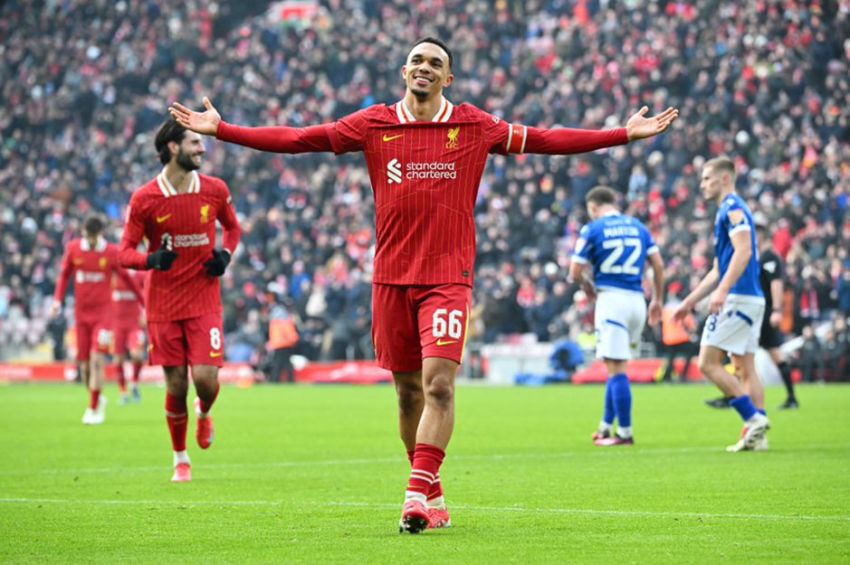 Tendangan Roket Trent Alexander-Arnold Antar Liverpool ke Putaran 4 Piala FA 2024/2025