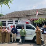 Tingkatkan Pelayanan, Puskesmas Jomin Karawang Dapat Bantuan Ambulans