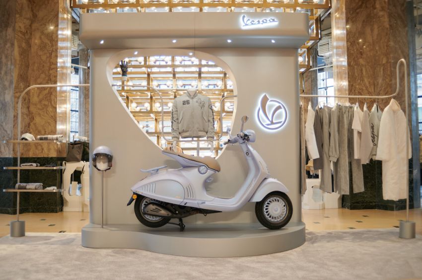 Vespa 946 Snake: Ular Kutub Edisi Terbatas nan Elegan, hanya Diproduksi 888 Unit