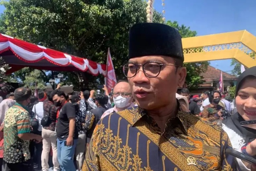 Yandri Susanto Diduga Pakai Kop Surat Kementerian untuk Acara Keluarga, Mahfud MD: Hati-hati