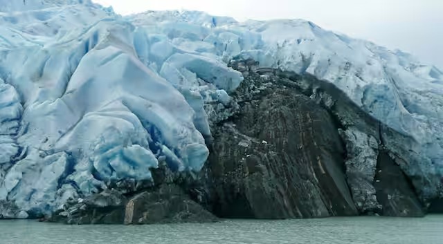 100 Gunung Api Terdeteksi Rawan Meletus Akibat Mencairnya Es Antartika