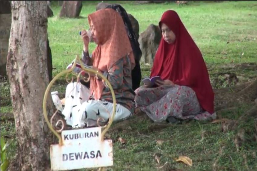 20 Tahun Tsunami Aceh, Keluarga Korban Berziarah ke Kuburan Massal