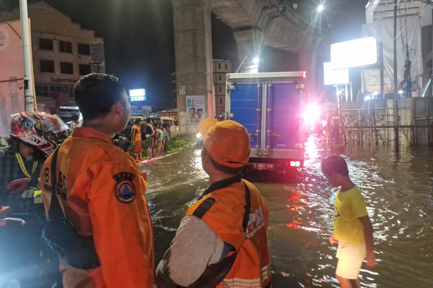 3 RT dan 2 Ruas Jalan Tergenang Imbas Hujan di Jakarta