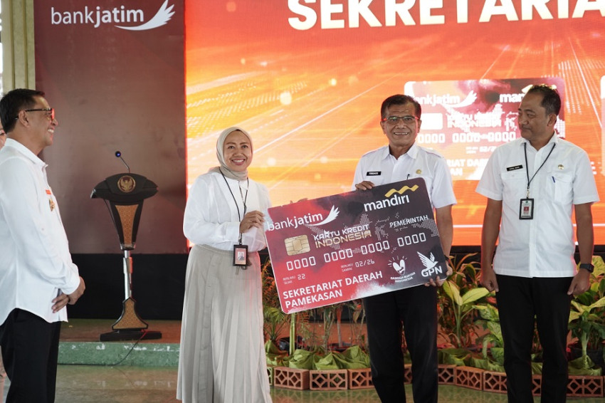 Bank Jatim Bersama Pemkab Pamekasan Luncurkan KKI