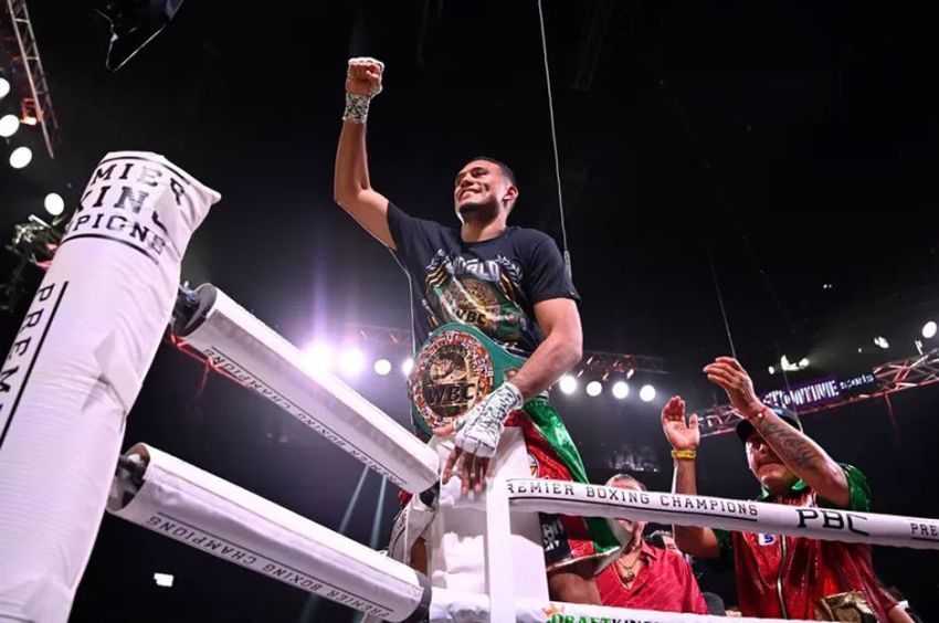 David Benavidez Kalahkan Morrell, Pancing Canelo ke Kelas 79,3 Kg