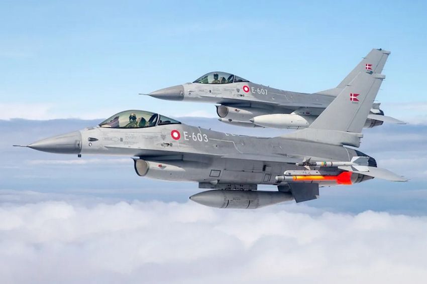 Denmark Tepis Pilot Jet Tempur F-16 NATO Tewas Dirudal Rusia