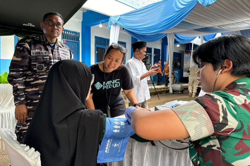 Didukung MNC Peduli, Koarmada RI Gelar Pemeriksaan Kesehatan dan Makan Bergizi Gratis di Ponpes Al-Fatah Cileungsi