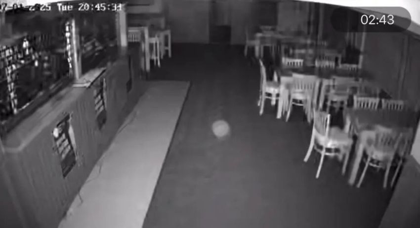 Hantu Mirip Bola Terbang Bergentayangan Terekam Kamera