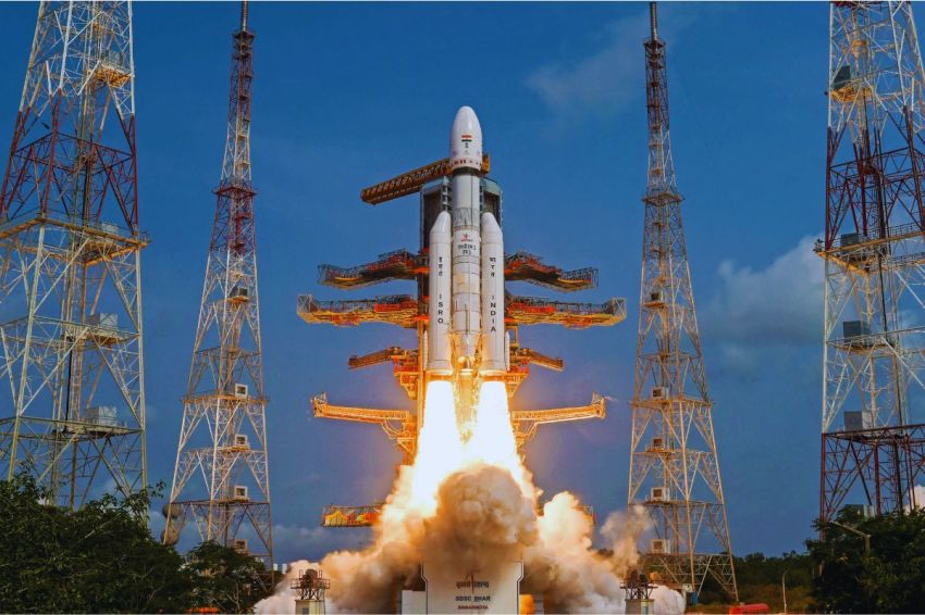 India Kembali Luncurkan Satelit Navigasi ke Luar Angkasa