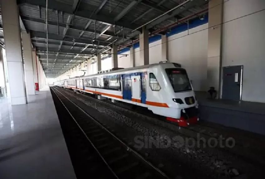 Jalur Rel Bandara Soetta Tergenang Banjir, Perjalanan Kereta Basoetta Hanya Sampai Stasiun Batu Ceper