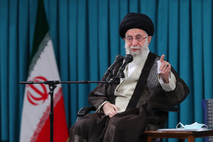 Khamenei: Beda dengan Bangsa Lain, Iran Berani Teriak Matilah Amerika