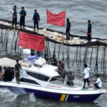 KKP Segel Pagar Laut 30 Km Tanpa Izin di Tangerang