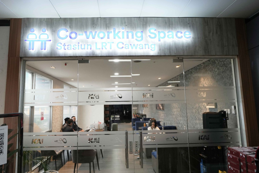 LRT Jabodebek Sediakan Coworking Space Gratis di Stasiun Cawang, Intip Fasilitasnya