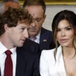 Mark Zuckerberg Kepergok Mengintip Belahan Dada Lauren Sanchez di Pelantikan Donald Trump