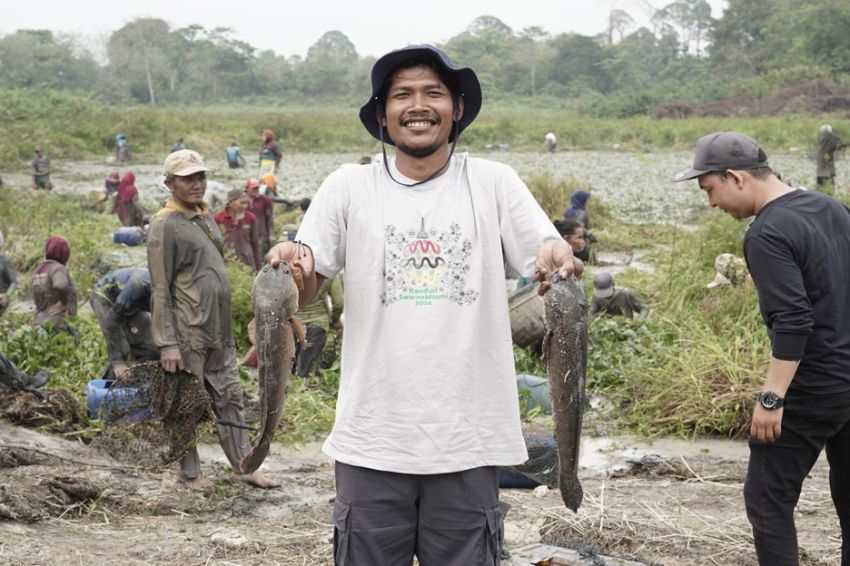 Mengenal Tradisi Bekarang Lubuk Larangan, Kearifan Lokal Menjaga Alam Jambi