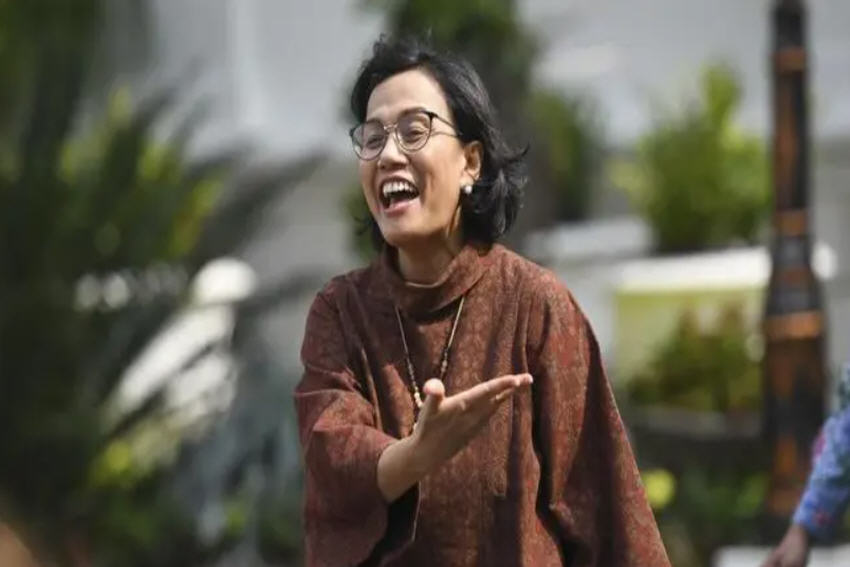 Menkeu Sri Mulyani Bantah KIP Kuliah Kena Efisiensi Anggaran