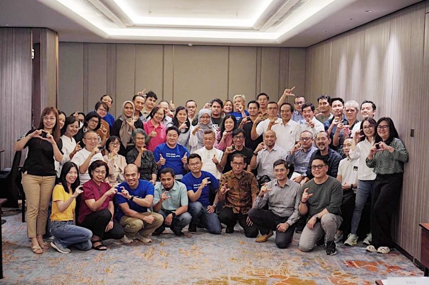 MNC Sekuritas Cabang Semarang Gelar Outlook Bursa 2025 Trading For Living, Investing For Wealth