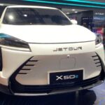 Mobil Listrik Pertama Jetour X50e Tebar Pesona di IIMS 2025