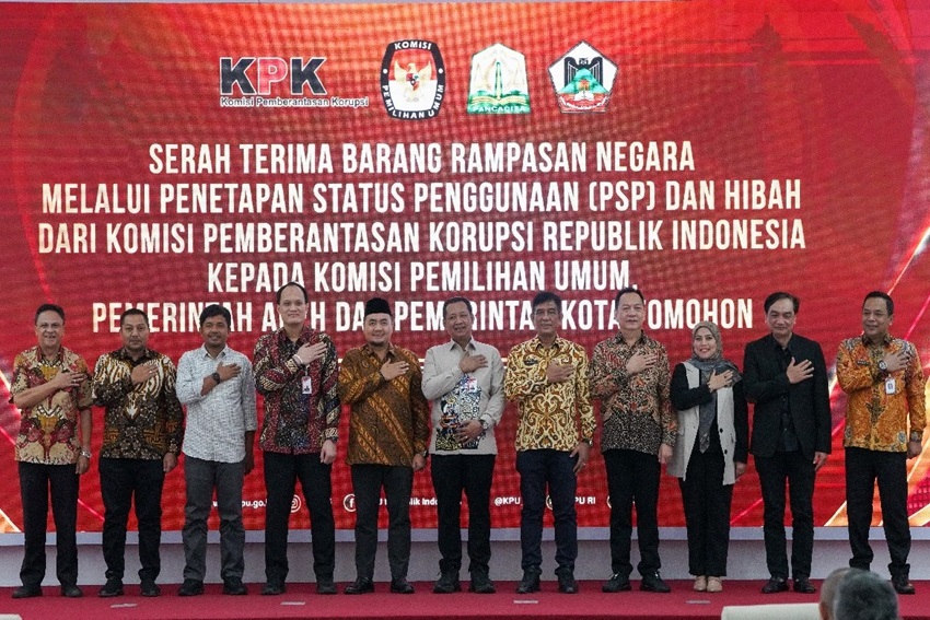 Rincian Barang Rampasan Negara Rp18,52 Millar Diserahkan ke KPU, Pemprov Aceh, dan Pemkot Tomohon