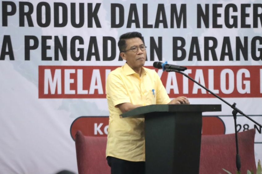 Rupiah Melemah Lagi, Ketua Komisi XI DPR Tegaskan Bukan Akibat KPK Geledah BI