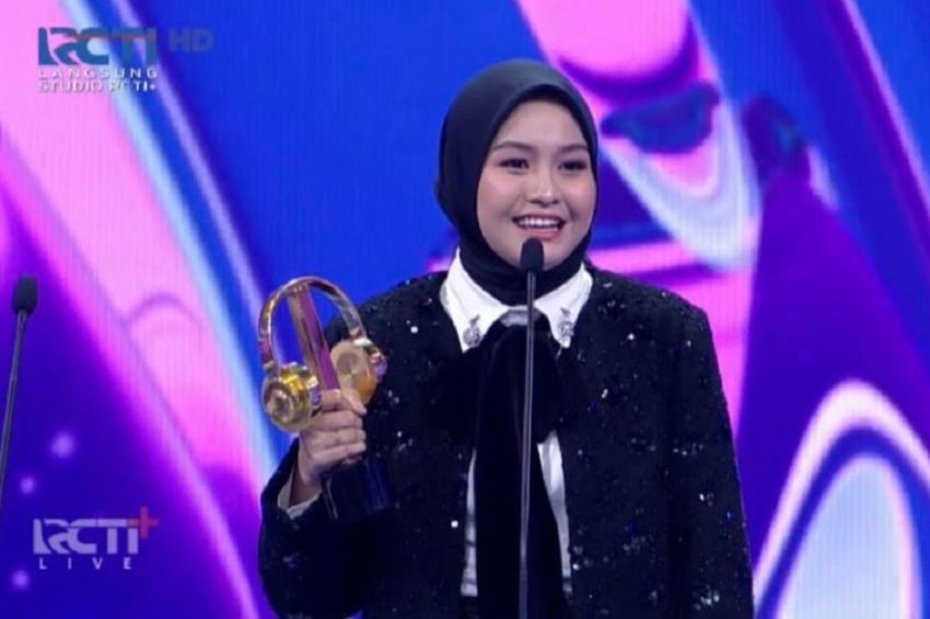 Salma Salsabil Raih Penghargaan Breakthrough of the Year di IMA 2024