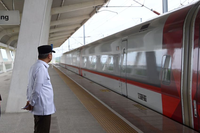 Stasiun Karawang Resmi Beroperasi, Jadwal Kereta Cepat Whoosh Ditambah 62 Kereta Per Hari