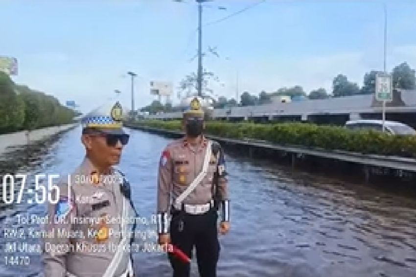 Tol Sedyatmo Arah Bandara Soetta Masih Tergenang, Ketinggian Air 40-50 Cm