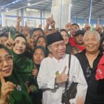 Ulama Sepuh dan Ribuan Warga 21 Kecamatan Lombok Timur Kukuhkan Dukungan untuk Rohmi-Firin