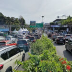 Volume Kendaraan Padat, Jalur Menuju Puncak Bogor Diberlakukan One Way