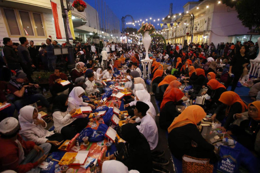 12 Contoh Pantun untuk Buka Puasa Bersama di Sekolah, Bikin Bukber Makin Seru