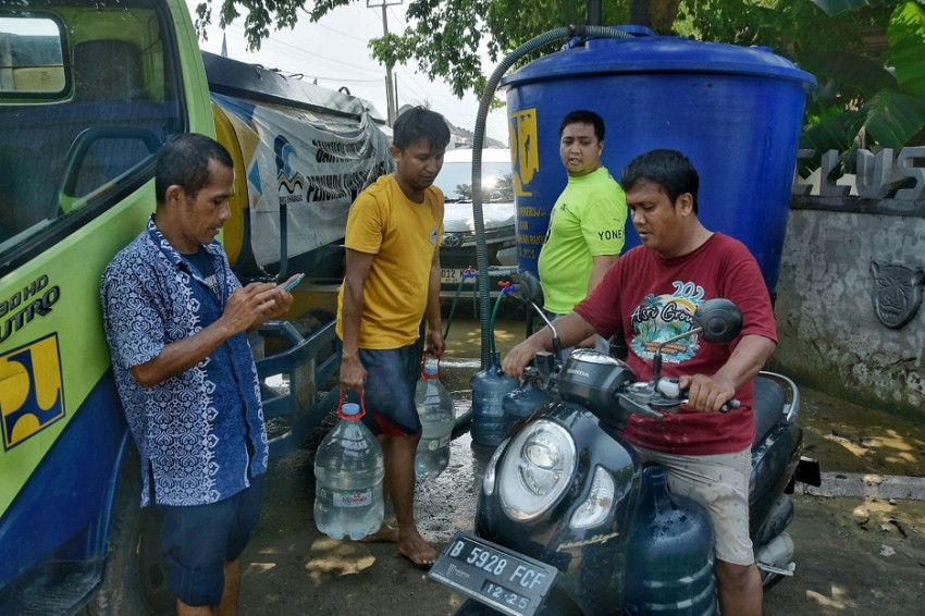 Banjir Bekasi, Perumda Tirta Bhagasasi Salurkan Bantuan Tanggap Darurat Bencana