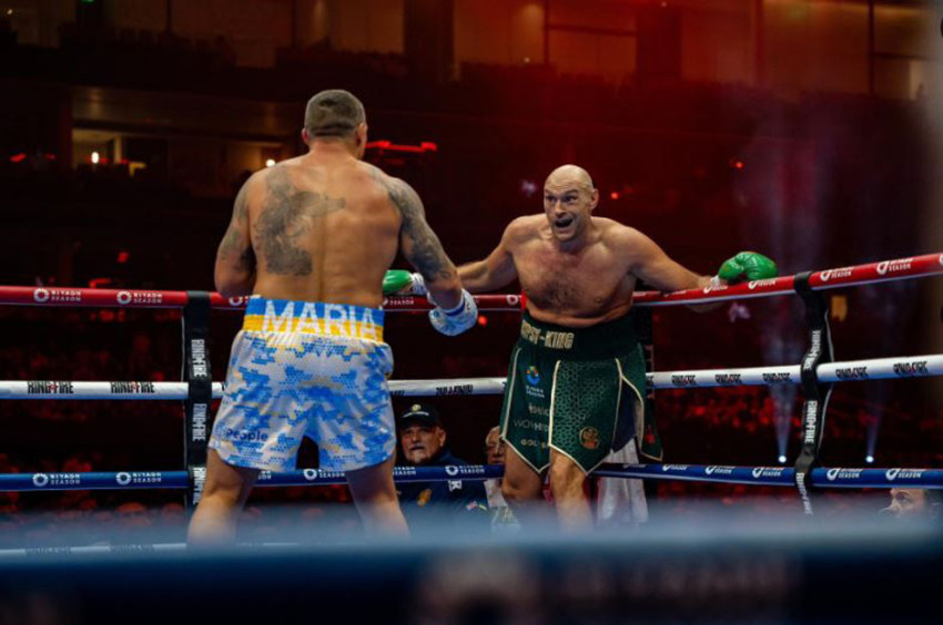 Bobot 122 Kg, Tyson Fury Bisa Kalah dalam Rematch Oleksandr Usyk